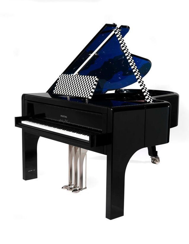 Piano  queue Voie Lacte par Andre Putman