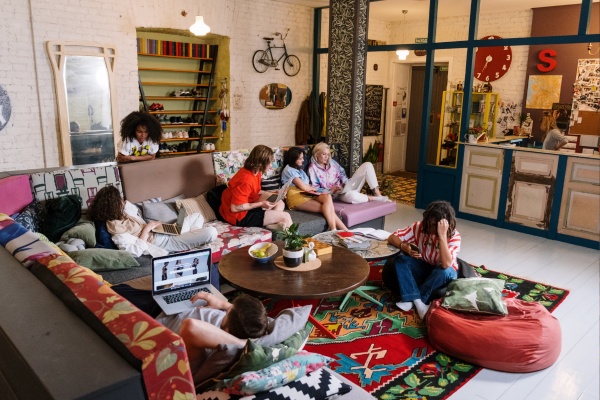 Salon décoré dans une ambiance éclectique